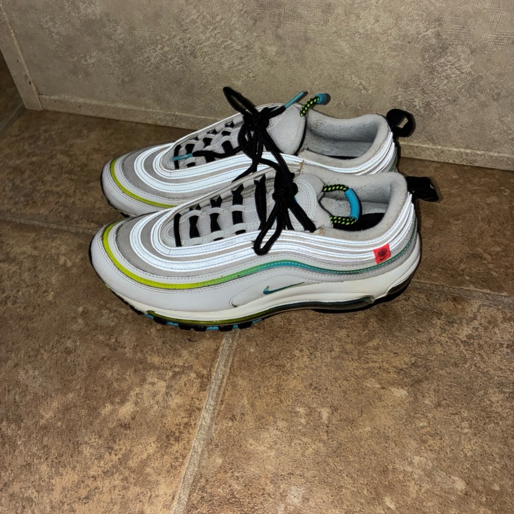 Air max 97 worldwide size men’s 9